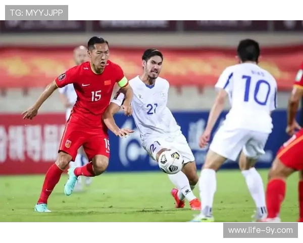 从足球运动中培养青少年敏捷观察与快速反应综合能力研究